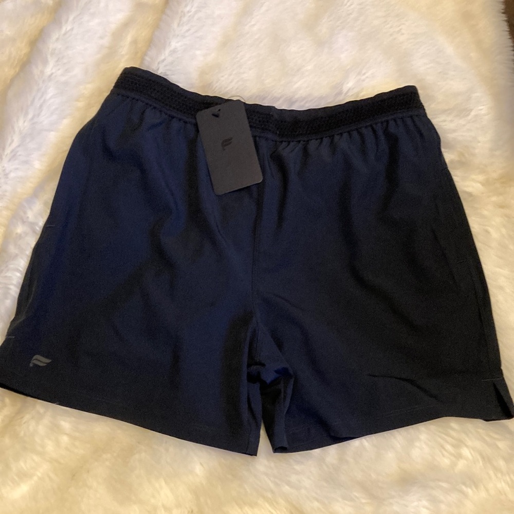 Fabletics the 5 inch Fundamental Short NWT